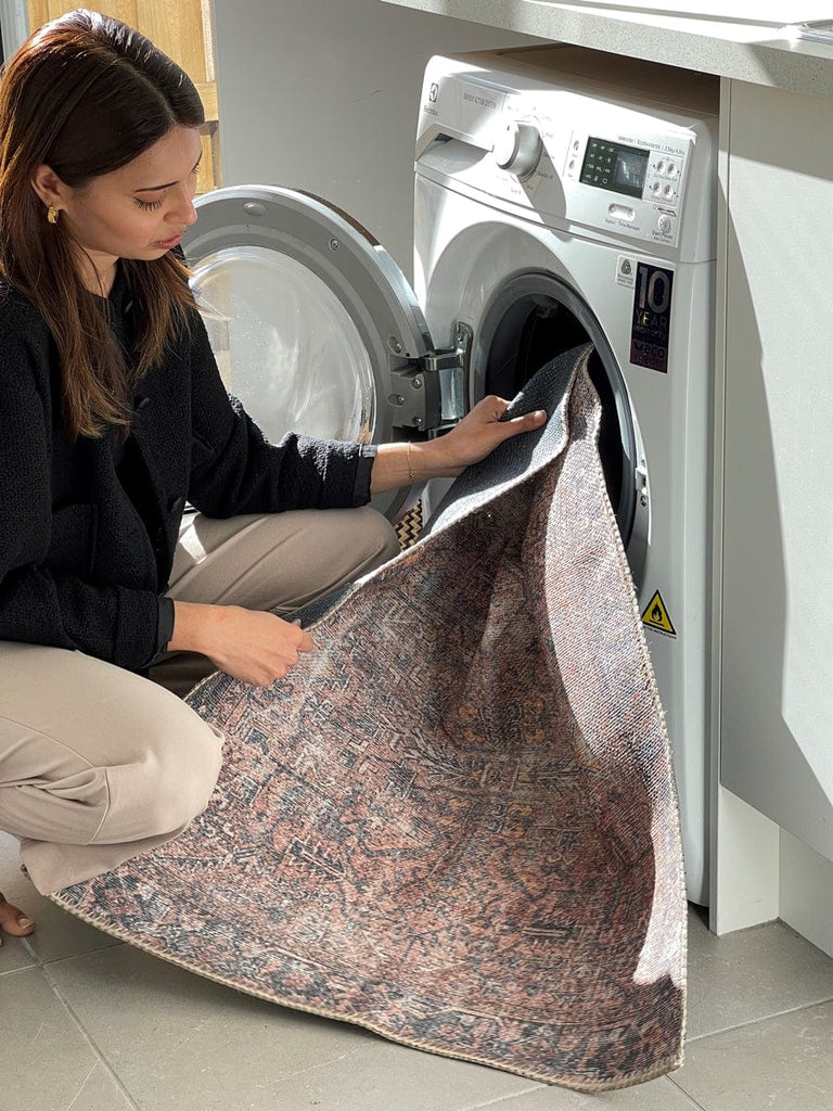 Anyel Brown and Blue Traditional Distressed Washable Runner Rug