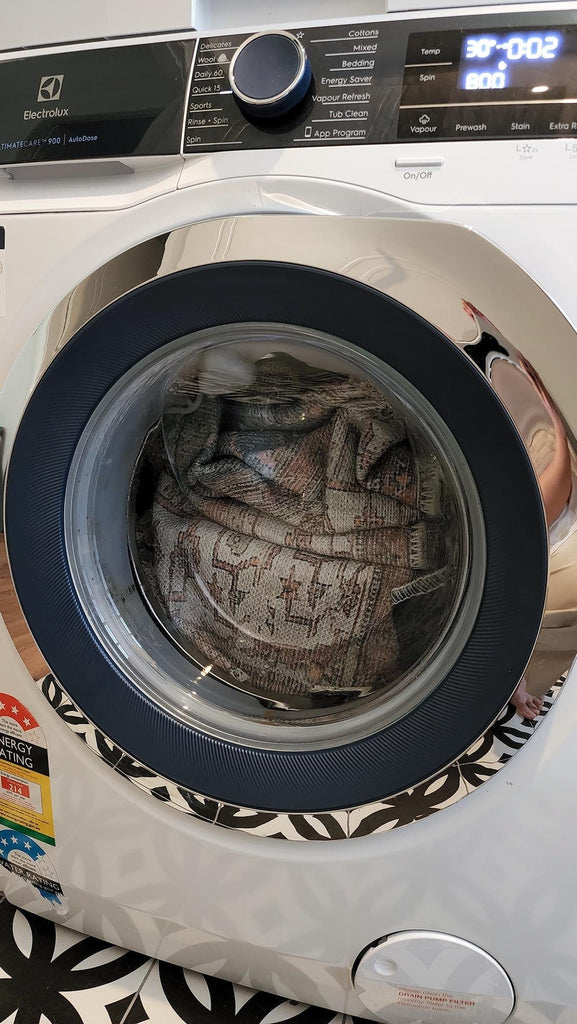 Priya Orange and Green Traditional Distressed Washable Rug