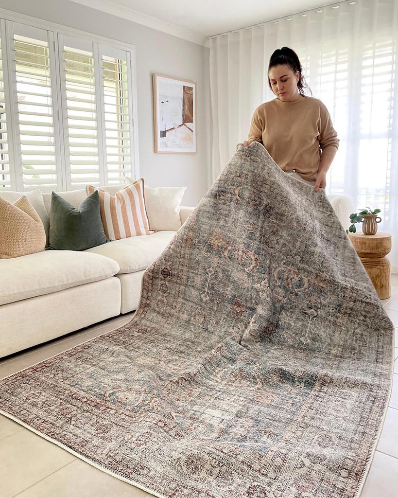 Sorra Blue and Brown Traditional Distressed Washable Rug