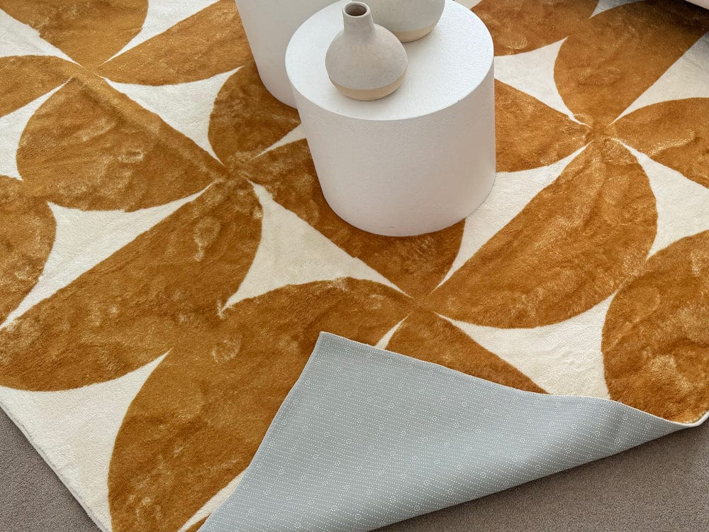 Almere Gold and Ivory Geometric Washable Rug
