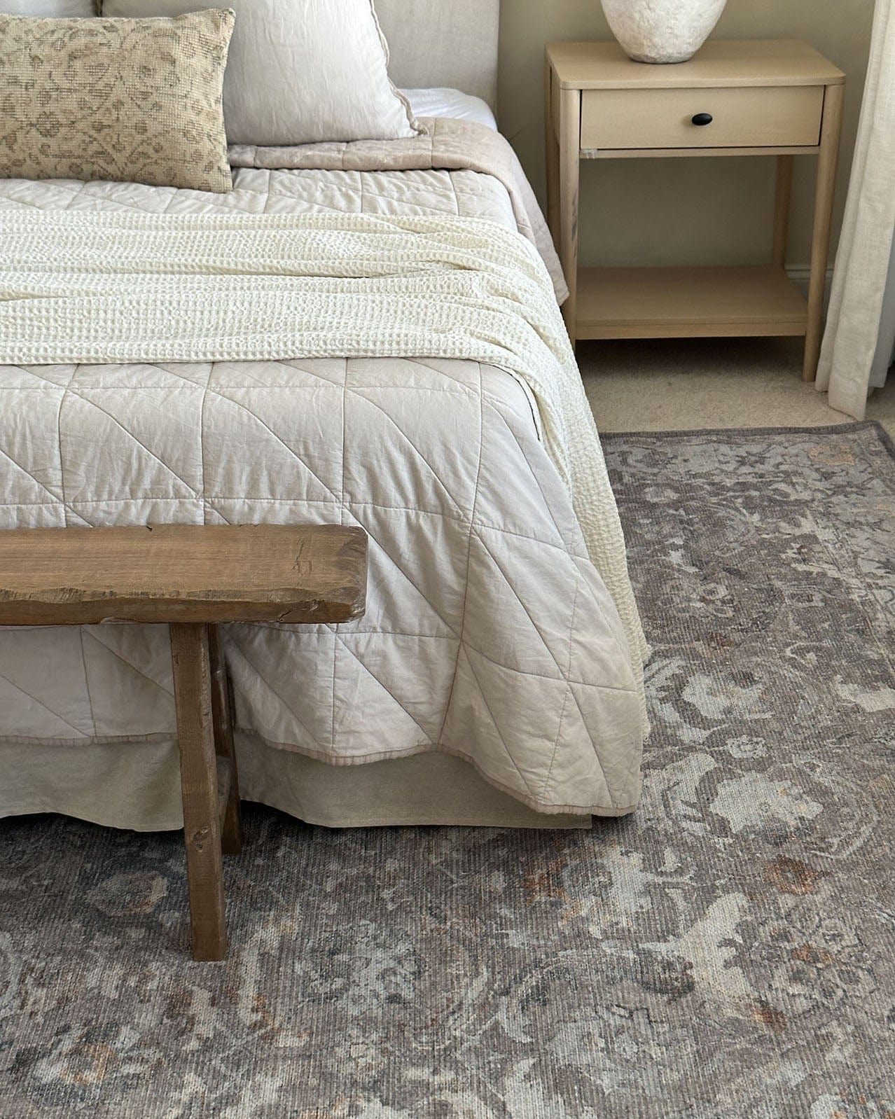 Ava Grey and Gold Traditional Distressed Washable Rug*NO RETURNS UNLESS FAULTY