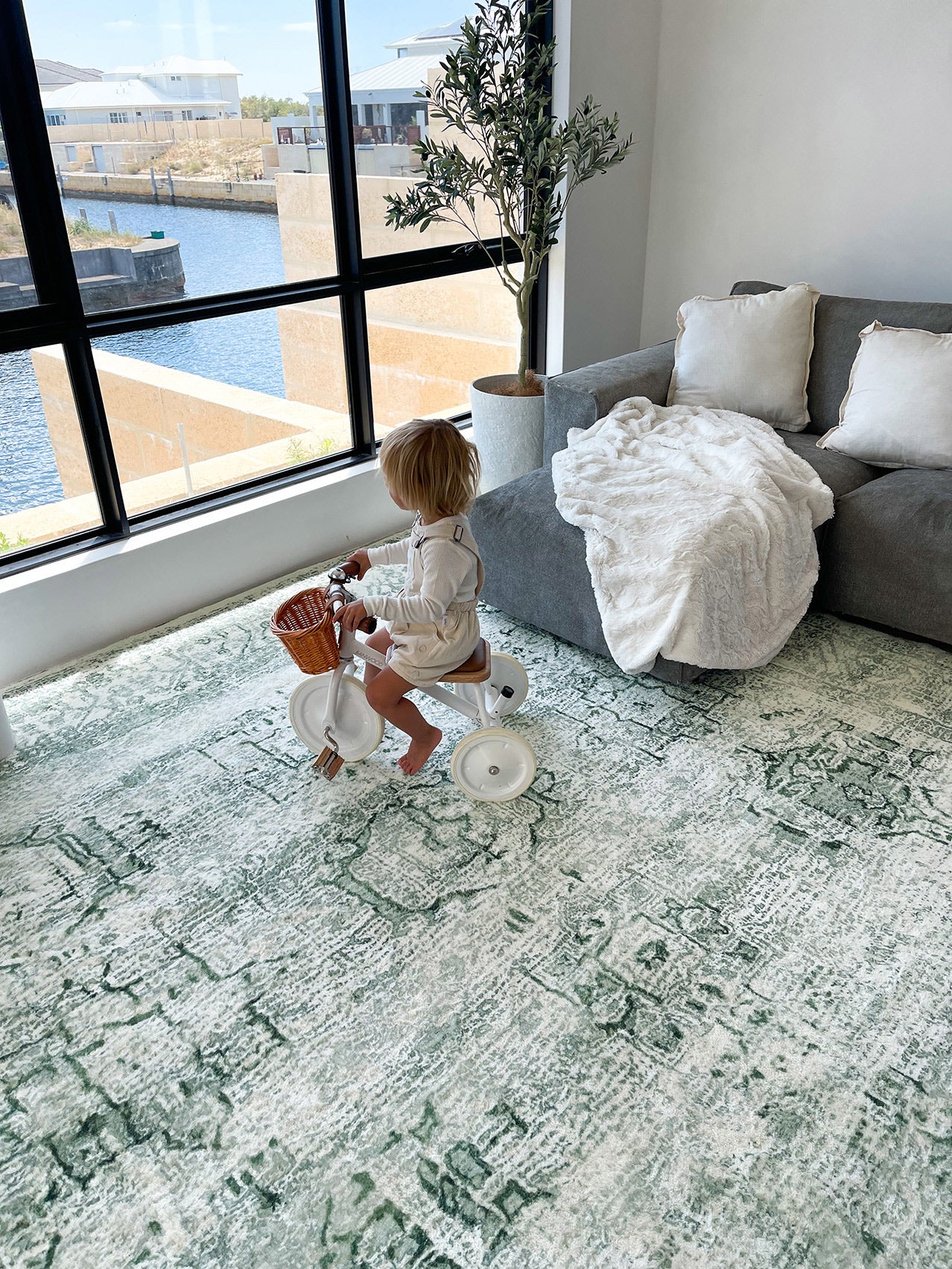 Balis Green Tribal Washable Rug