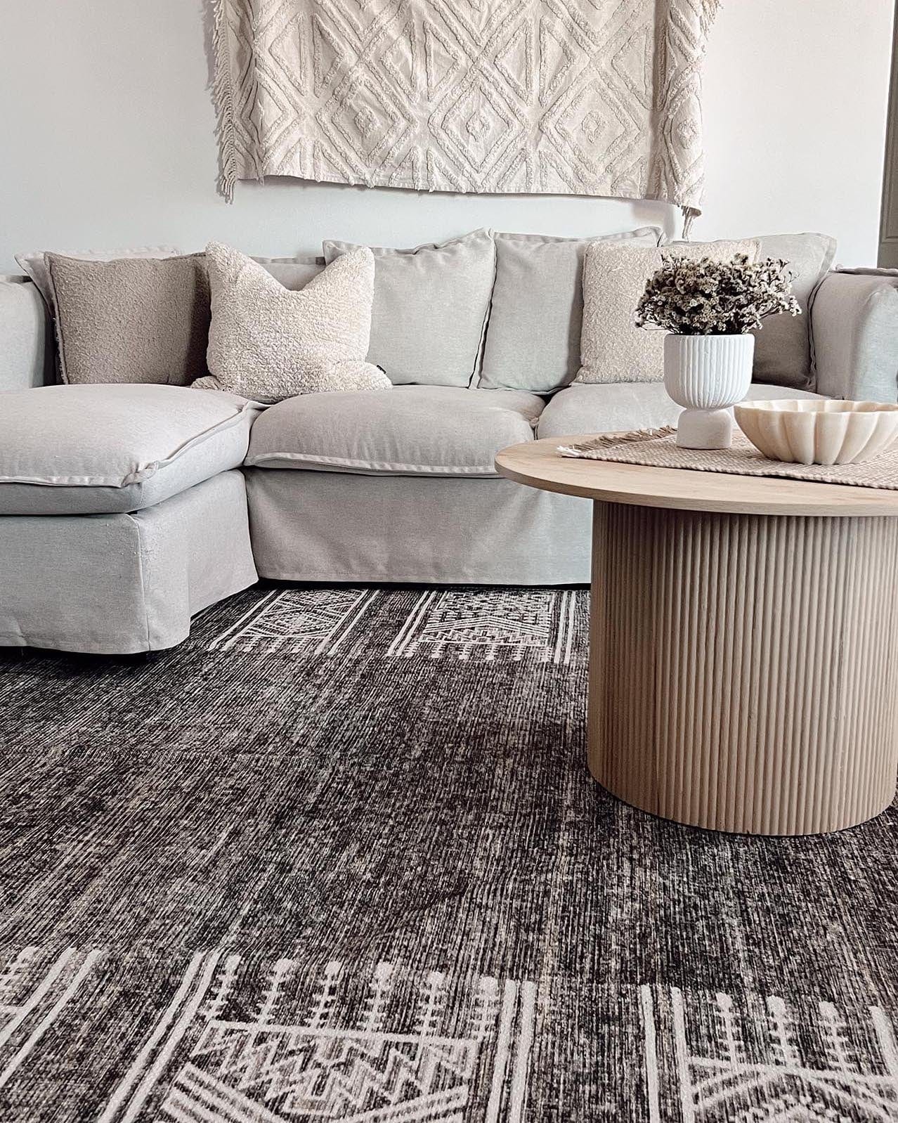 Raia Charcoal and Grey Tribal Distressed Washable Rug*NO RETURNS UNLESS FAULTY