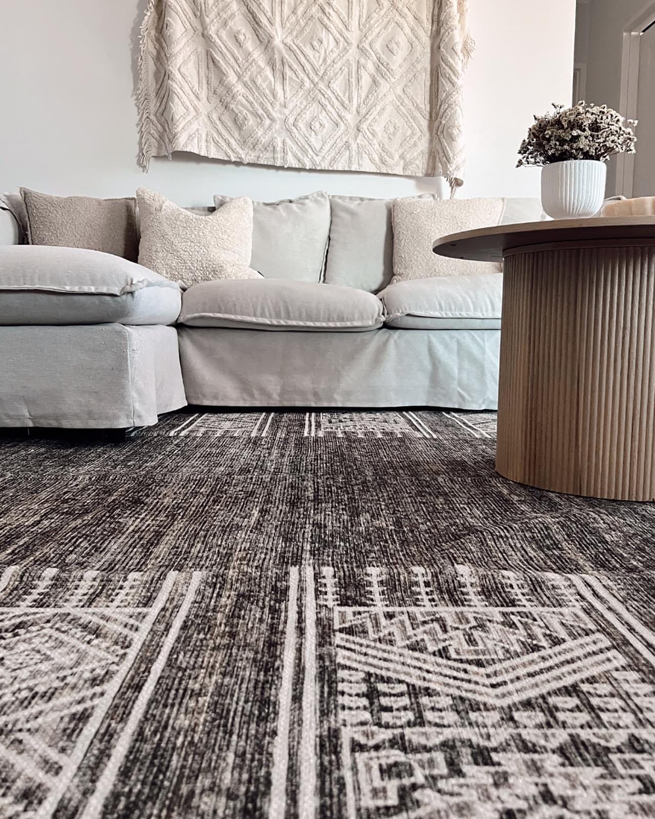 Raia Charcoal and Grey Tribal Distressed Washable Rug*NO RETURNS UNLESS FAULTY