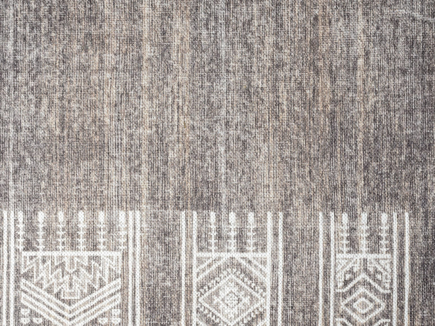 Raia Charcoal and Grey Tribal Distressed Washable Rug*NO RETURNS UNLESS FAULTY